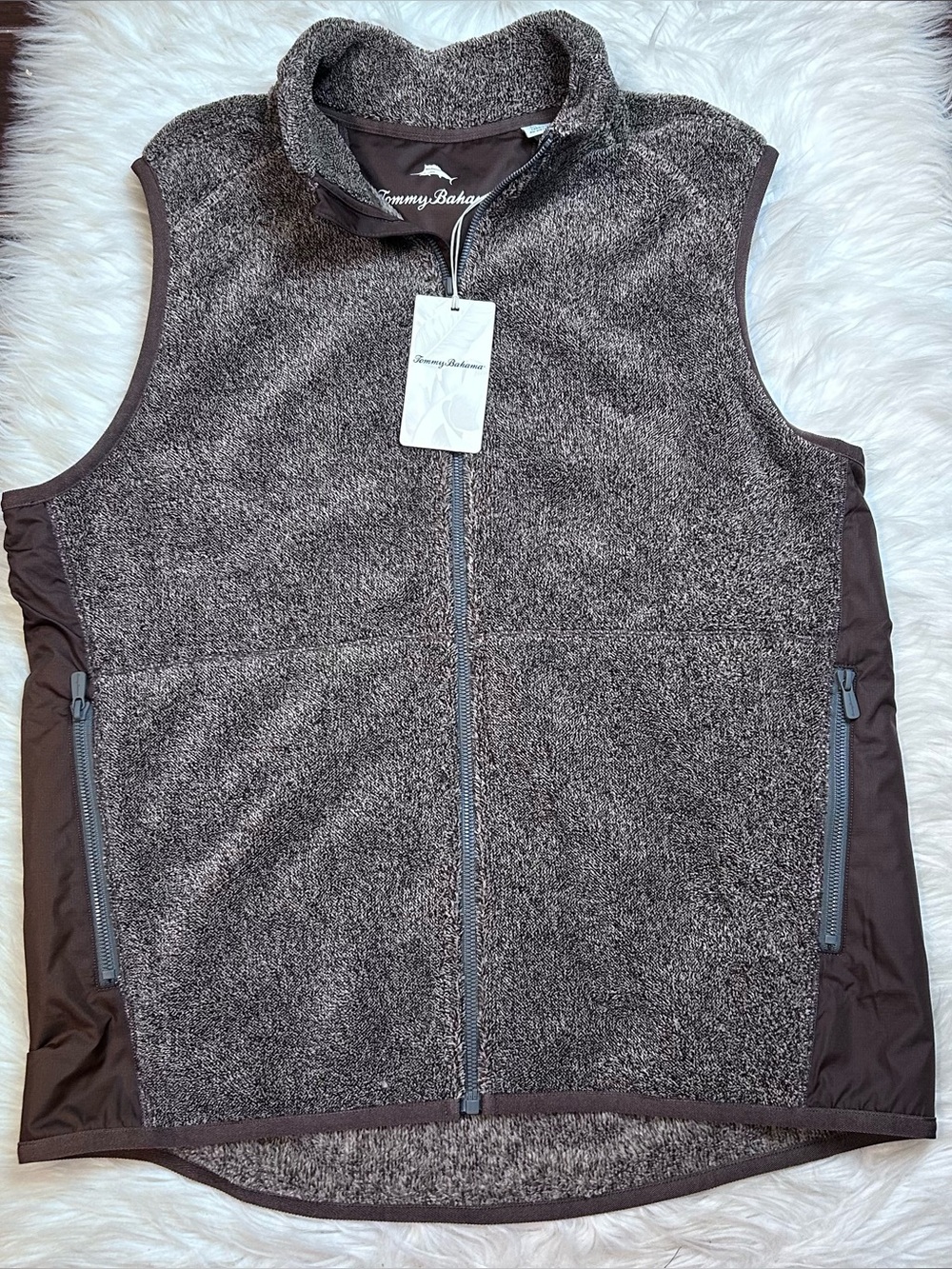 Tommy Bahama Cascade Cozy Vest Mens M Classic Coal Espresso Brown ST226116 New